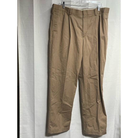 LL Bean Men’s Pants Natural Fit Khaki Size‎ 38 - Picture 1 of 4
